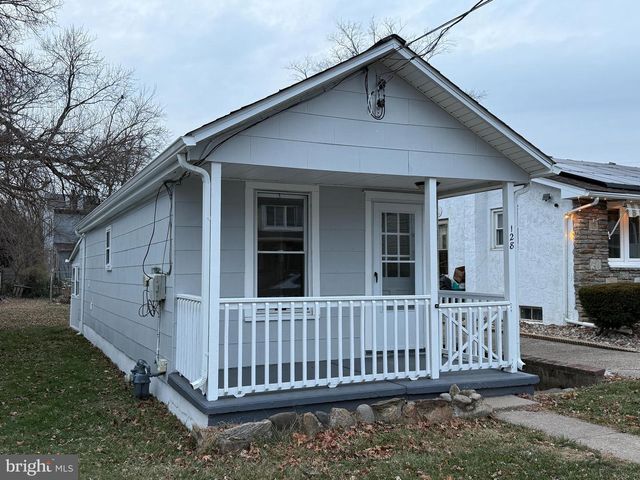 128 HARRISON AVE, Morrisville, PA 19067