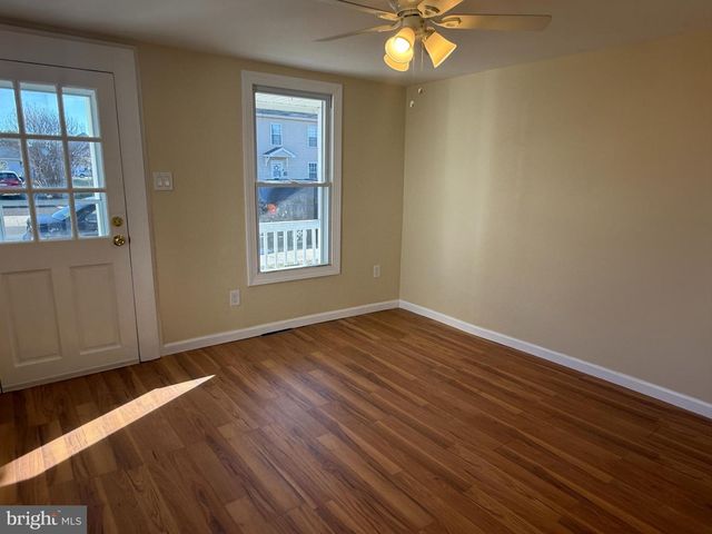 128 HARRISON AVE, Morrisville, PA 19067