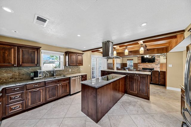 4800 Teakwood Trace, Midland, TX 79707