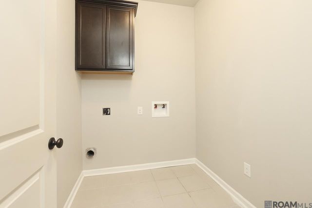 42451 Baystone Ave, Prairieville, LA 70769