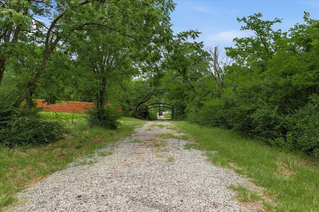 2301 Conway Lane, Denton, TX 76205