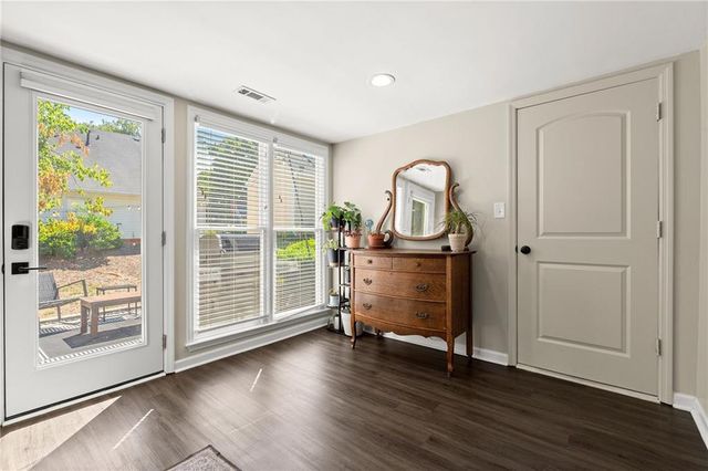 301 Roswell Green Lane, Roswell, GA 30075