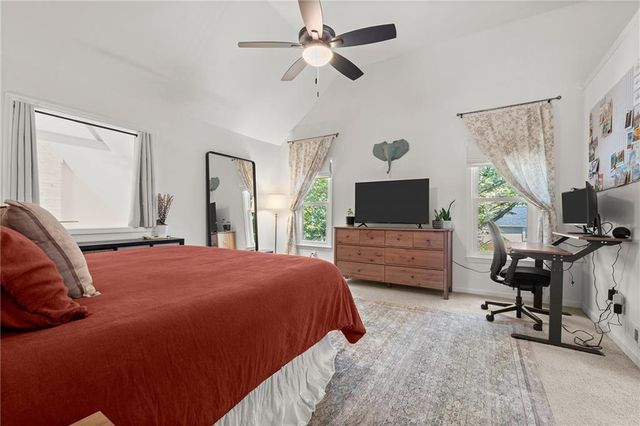 301 Roswell Green Lane, Roswell, GA 30075