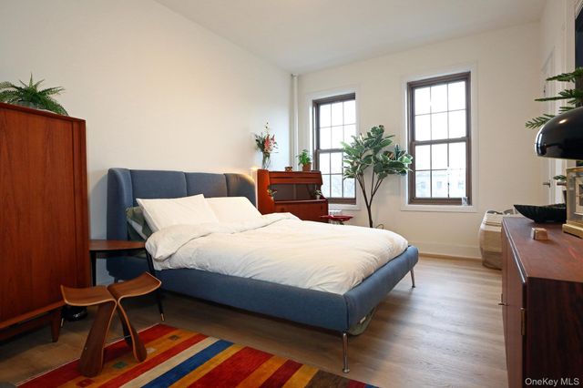 1100 Grand Concourse 4B, Bronx, NY 10456