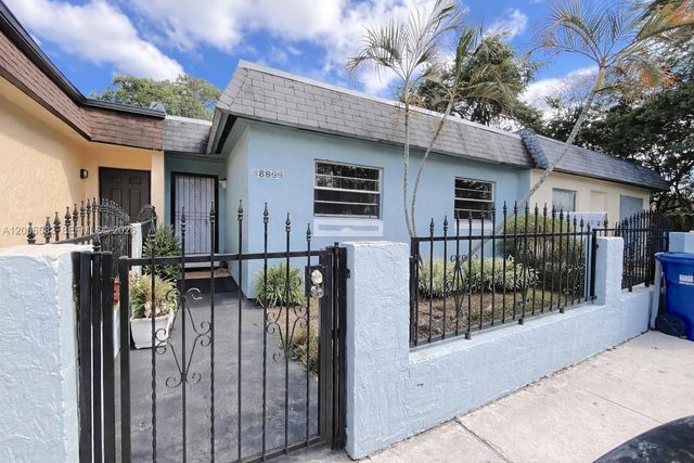 3896 NW 207 St 1, Miami Gardens, FL 33055