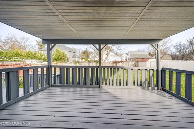 5 Seventh Street, Matawan, NJ 07747