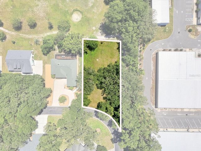 512 DOWLING CIRCLE, Lady Lake, FL 32159