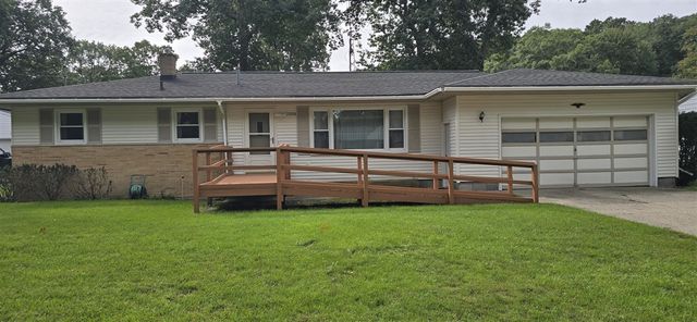 2159 Seminole Road, Norton Shores, MI 49441