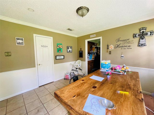 118 Driftwood Drive, Lake Jackson, TX 77566
