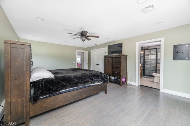 66 Robert St, North Haledon Boro, NJ 07508