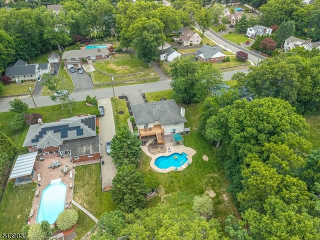 66 Robert St, North Haledon Boro, NJ 07508