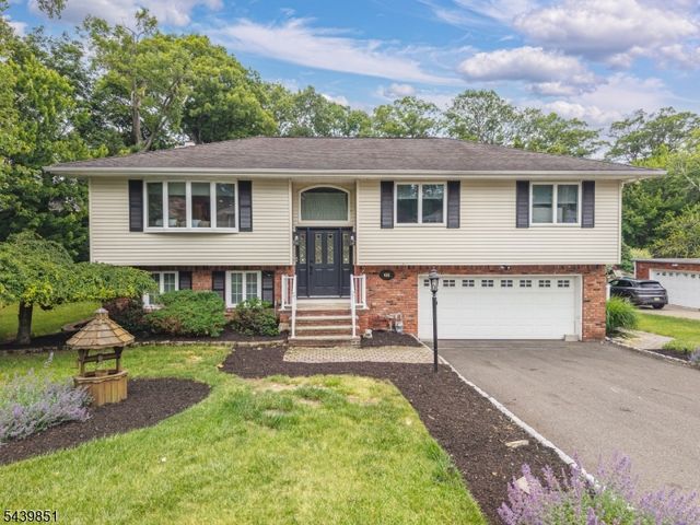 66 Robert St, North Haledon Boro, NJ 07508