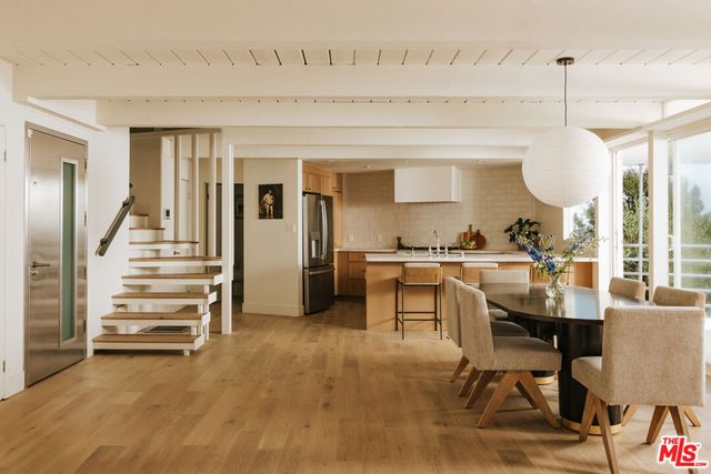 8448 Franklin Avenue, Los Angeles, CA 90069