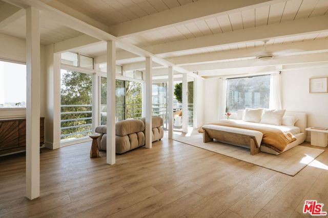 8448 Franklin Avenue, Los Angeles, CA 90069