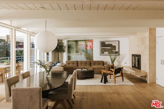 8448 Franklin Avenue, Los Angeles, CA 90069