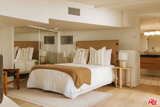 8448 Franklin Avenue, Los Angeles, CA 90069