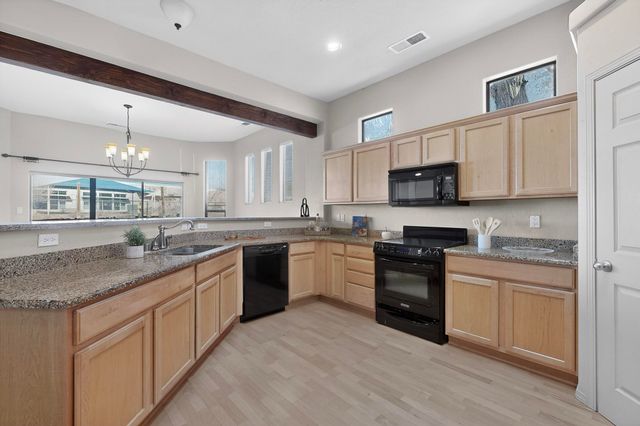 204 Riesling Road, Bernalillo, NM 87004