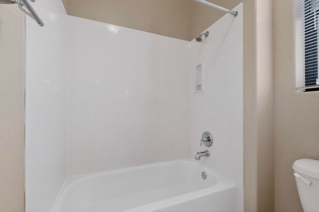 204 Riesling Road, Bernalillo, NM 87004