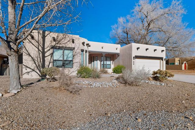 204 Riesling Road, Bernalillo, NM 87004