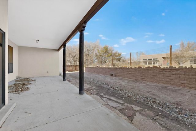 204 Riesling Road, Bernalillo, NM 87004