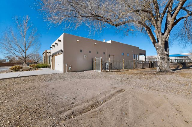 204 Riesling Road, Bernalillo, NM 87004