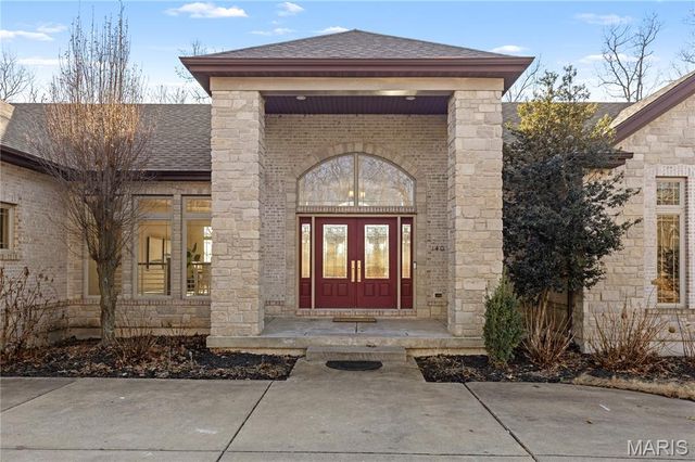 140 Norfork Court, Defiance, MO 63341