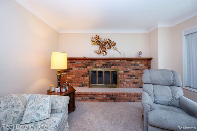 1156 Bielby Street, Waterford, MI 48328