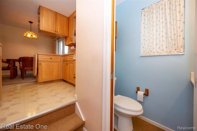 1156 Bielby Street, Waterford, MI 48328