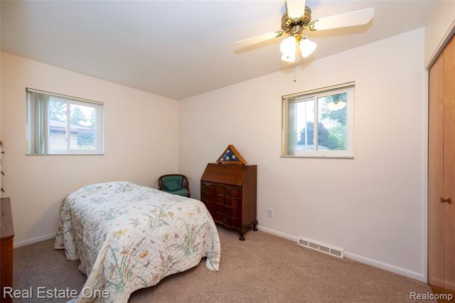 1156 Bielby Street, Waterford, MI 48328