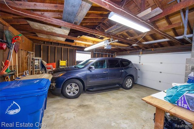 1156 Bielby Street, Waterford, MI 48328