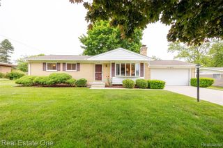 1156 Bielby Street, Waterford, MI 48328