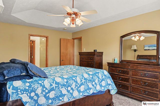 2811 Leigh Lane, Papillion, NE 68133