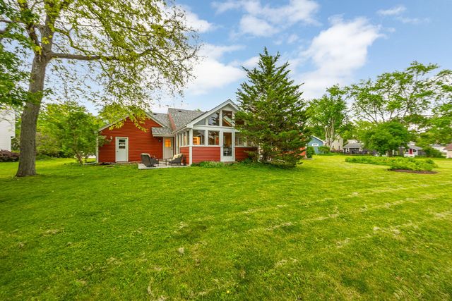 27W359 Aspen Court, Winfield, IL 60190