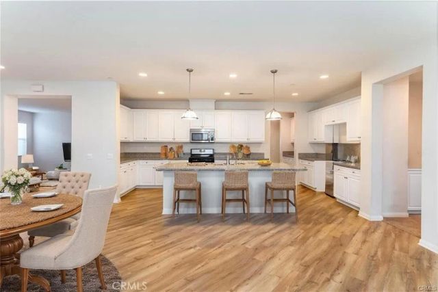 30148 Woodland Hills Street, Murrieta, CA 92563