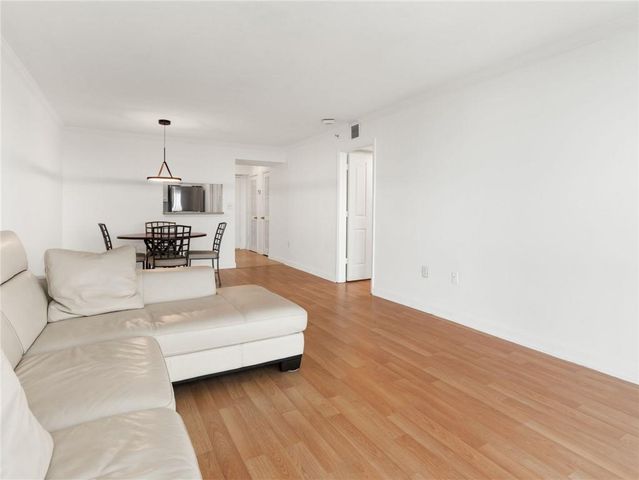 2870 Pharr Court South NW 2602, Atlanta, GA 30305