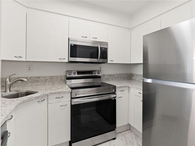 2870 Pharr Court South NW 2602, Atlanta, GA 30305