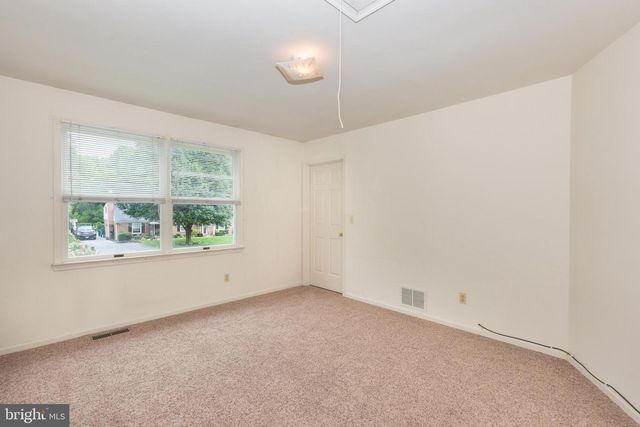 5936 MINERAL HILL RD, Sykesville, MD 21784