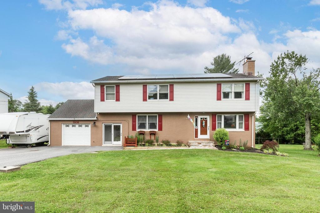5936 MINERAL HILL RD, Sykesville, MD 21784