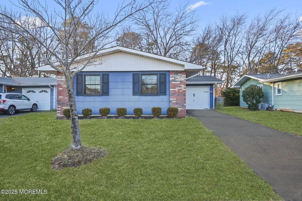 49 Markham Road, Brick, NJ 08724