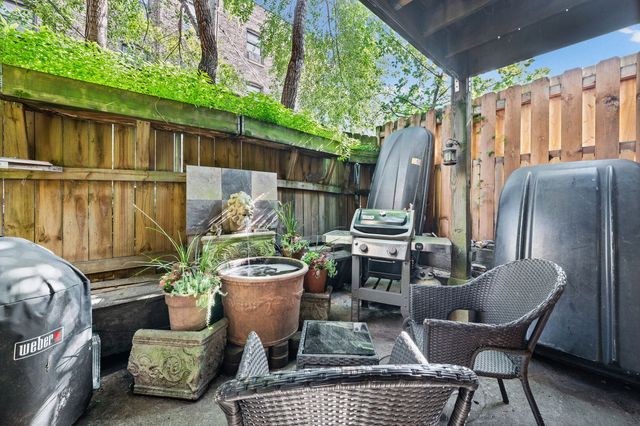 350 W Dickens Avenue G, Chicago, IL 60614