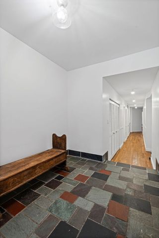 350 W Dickens Avenue G, Chicago, IL 60614
