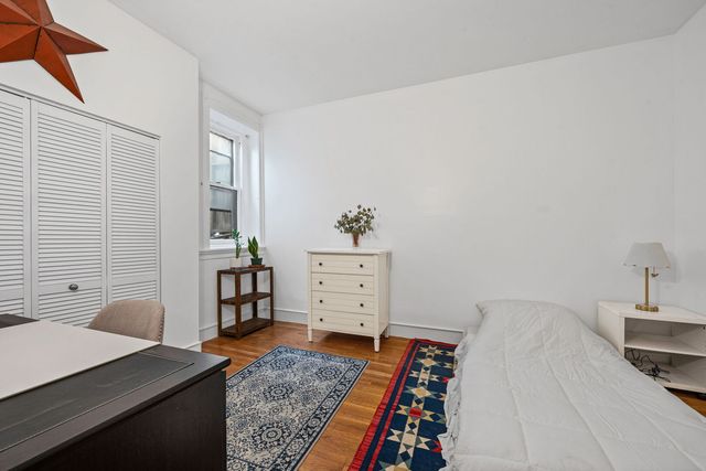350 W Dickens Avenue G, Chicago, IL 60614