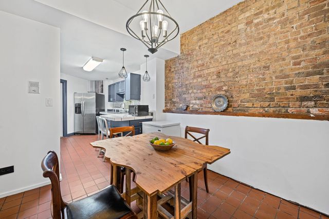 350 W Dickens Avenue G, Chicago, IL 60614