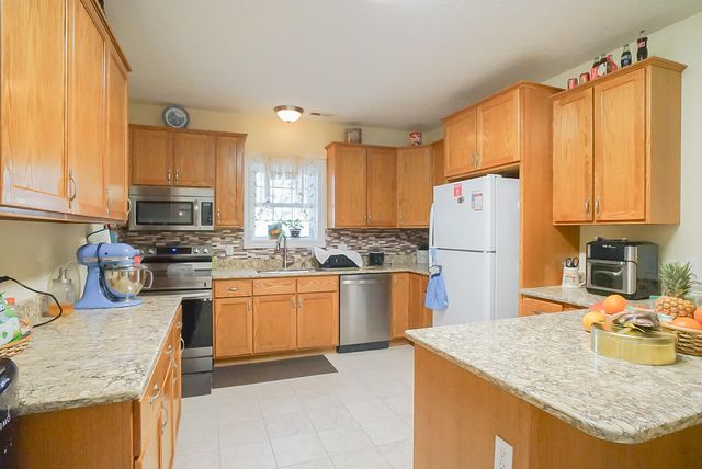 3268 E Hwy 635, Science Hill, KY 42553