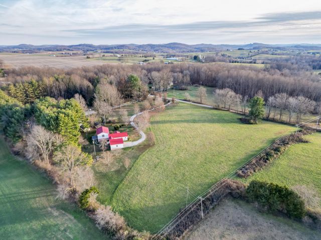 3268 E Hwy 635, Science Hill, KY 42553