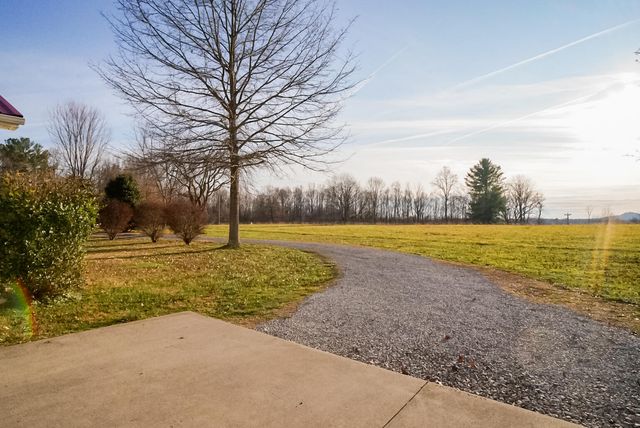 3268 E Hwy 635, Science Hill, KY 42553