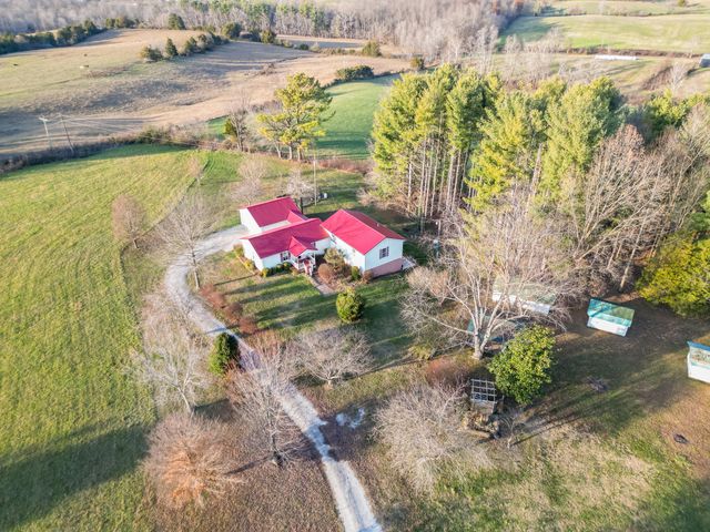 3268 E Hwy 635, Science Hill, KY 42553