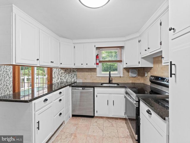 1333 SHERWOOD DR, West Chester, PA 19380