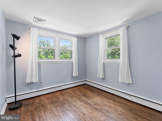 1333 SHERWOOD DR, West Chester, PA 19380