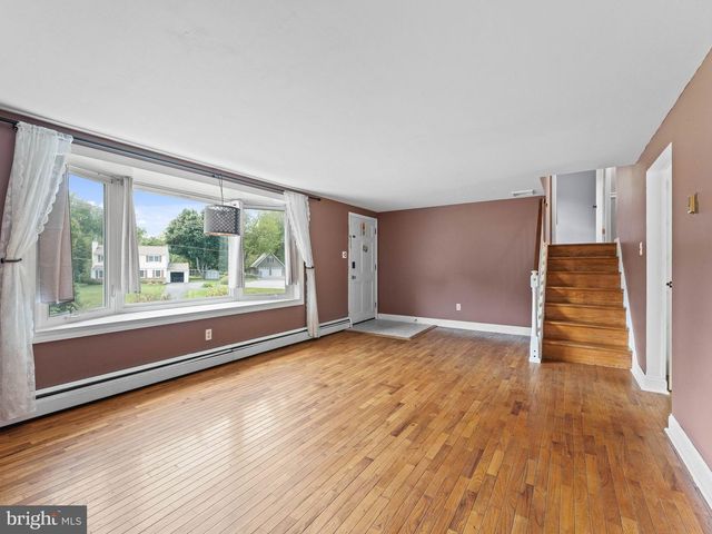 1333 SHERWOOD DR, West Chester, PA 19380